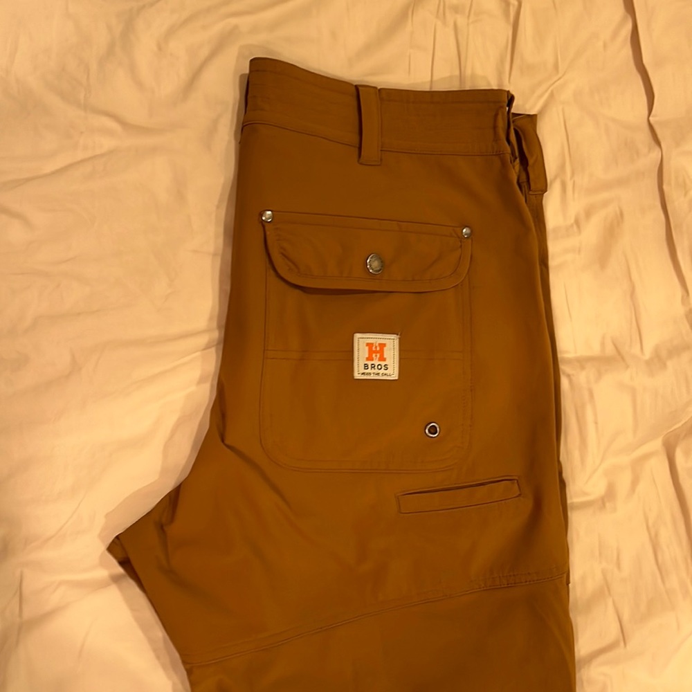 Howler bros mens waterman work pants. Size 33/32. Good condition.
